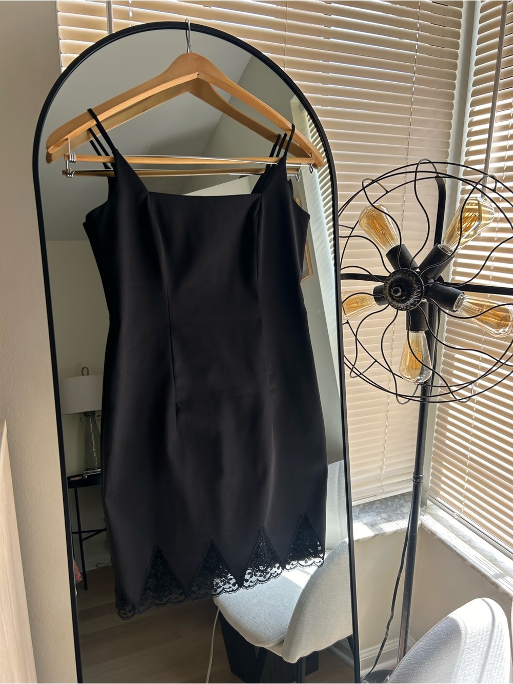 Laundry By Shelli Segal Black Lace-Hem Mini Dress